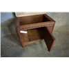 Image 3 : VINTAGE STORAGE CABINET OTTOMAN