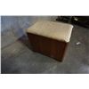 Image 4 : VINTAGE STORAGE CABINET OTTOMAN
