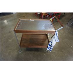 SALTON HOT TRAY TOP WARMING TEA TROLLEY