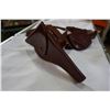 Image 3 : 1945 RCMP SAM BROWNE, HOLSTER AND BELT W/ LANYARD