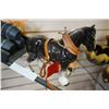 Image 2 : HORSE FIGURE W/ WAGON