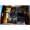 Image 2 : VINTAGE CAMERA LOT