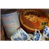 Image 7 : TRAY OF VINTAGE COLLECTIBLES, PENS, CHINA