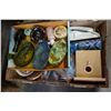 Image 1 : 2 TRAYS OF POTTERY AND ESTATE GOODS