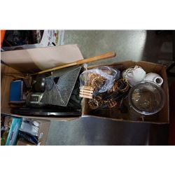 BOX OF ESTATE ITEMS