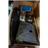 Image 4 : BOX OF ESTATE ITEMS
