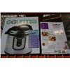 Image 1 : SALTON JUICER AND GOURMIA 12 QUART SMART POT PRESSURE COOKER