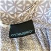Image 3 : QUEENSIZE CYNTHIA ROWLEY DUVET AND 2 SHAMS, 1 ACCENT PILLOW, USED IN SHOWROOM ONLY