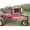 Image 3 : 1977 Versatile 400 SP Swather (20', Ford 400 Engine)