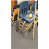 Image 3 : Qty 20 Plastic & Metal Chairs