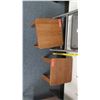 Image 2 : Folding Metal Chair & 2 Wood Stools