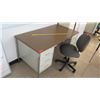 Image 1 : Wood & Metal Desk w/ Rolling Chair