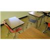 Image 9 : Qty 18 Desks w/ Chairs
