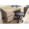 Image 1 : Metal Desk w/ Rolling Chair