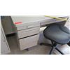 Image 2 : Metal Desk w/ Rolling Chair