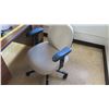 Image 2 : Wooden Desk w/ Rolling Chair