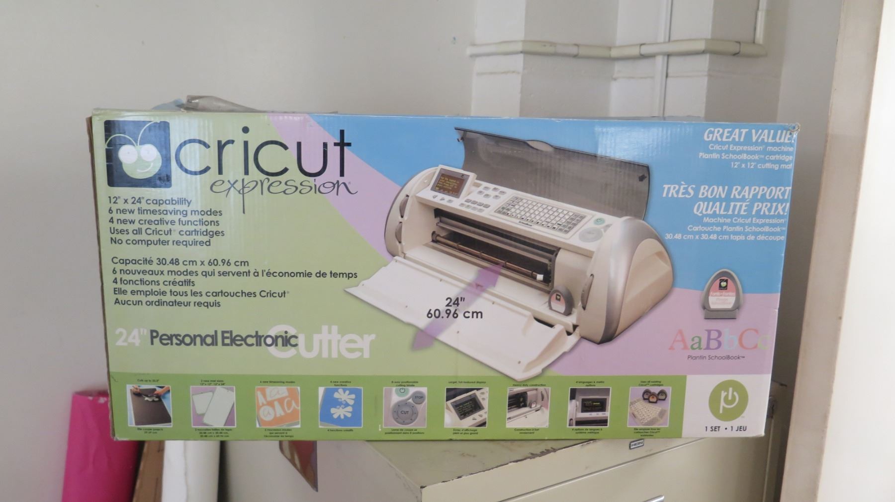 Cricut Expression 24 Personal Electronic Cutter Cricut expression 24 personal electronic cutter