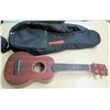 Image 1 : Makala 4 String Ukulele w/ Case