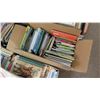 Image 17 : Huge Lot Misc Books