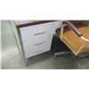 Image 2 : Desk & Yellow Rolling Chair
