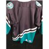 Image 2 : ANAHEIM DUCKS HOCKEY JERSEY (L/XL)