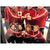Image 2 : VANCOUVER 2010 TEAM CANADA CURLING SIGNED 22" X 30" FRAMED PHOTO )KEVIN MARTIN/ CHERYL BERNARD...)