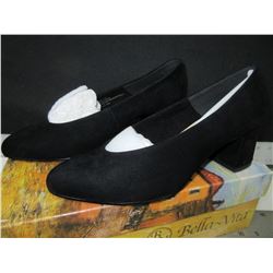New Bella - Vita black suede / Jensen / size 7 ww comes with dust bags