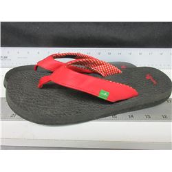 Sanuk Women's Sandlals size 10
