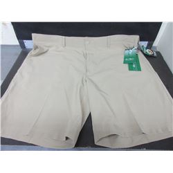 New Men's Ben Hogan Performance Golf Shorts size 42