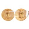 Image 4 : Chanel Gold CC Round Disk Hammered Large Clip On Earrings