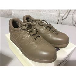 P.W Minor Leisure Taupe Glove 9.5WW