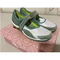 Lizzy Single Strap Green Mary Jane 7