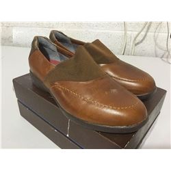 Aravon Jenna Slip On Tan Shoe 7D