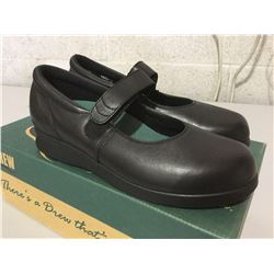 Drew Bloom Black Calfskin Mary Jane 6