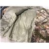 Image 2 : Cabelas Reversible Camouflage Bomber Style Jacket (Small)