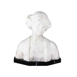 Figurine - Bust of a Young Girl 