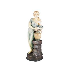 Art Nouveau Stile Figurine