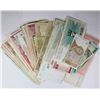 Image 2 : 400 MIXED PIECES OF FOREIGN CURRENCY