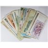 Image 1 : 100 DIFFERENT PIECES FOREIGN CURRENCY