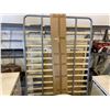 Image 4 : Queen 7 piece bedroom set includes: dresser, 2 nite stands, headboard, mirror, frame, rails & misc s