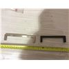 Image 2 : Lot of Assorted Richelieu Cabinetry Handles/Pulls