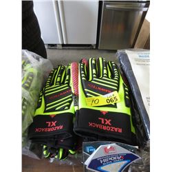 10 Pairs of New XL RazorBack Gloves