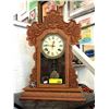 Image 1 : Antique Carved Oak Gingerbread Clock