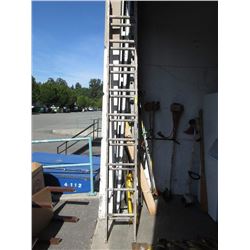 18 Foot Aluminum Extension Ladder