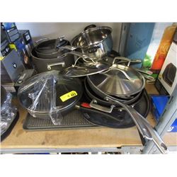 14 Pieces of Cookware - Store Return