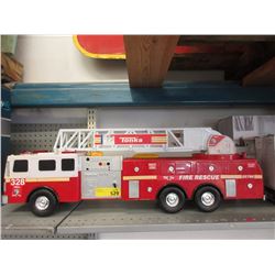 32" Tonka Plastic Ladder Truck