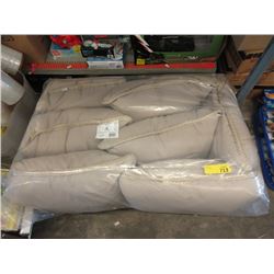 Seven 16" Throw Cushions