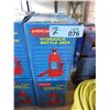 Image 1 : 2 New 4 Ton Hydraulic Bottle Jacks