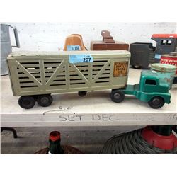 1950's Structo Cattle Farms Pressed Steel Truck