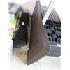 Image 1 : 1 Anti-Fatigue & 3 Carpet Mats
